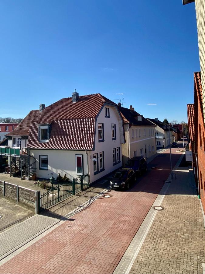 Traumhafte 115 Qm Ferienwohnung Am Steinhuder Meer, Ruhig, Komfortabel, Loggia, Parkplatz, Wifi ヴンストルフ エクステリア 写真
