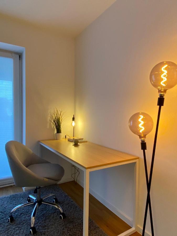 Traumhafte 115 Qm Ferienwohnung Am Steinhuder Meer, Ruhig, Komfortabel, Loggia, Parkplatz, Wifi ヴンストルフ エクステリア 写真