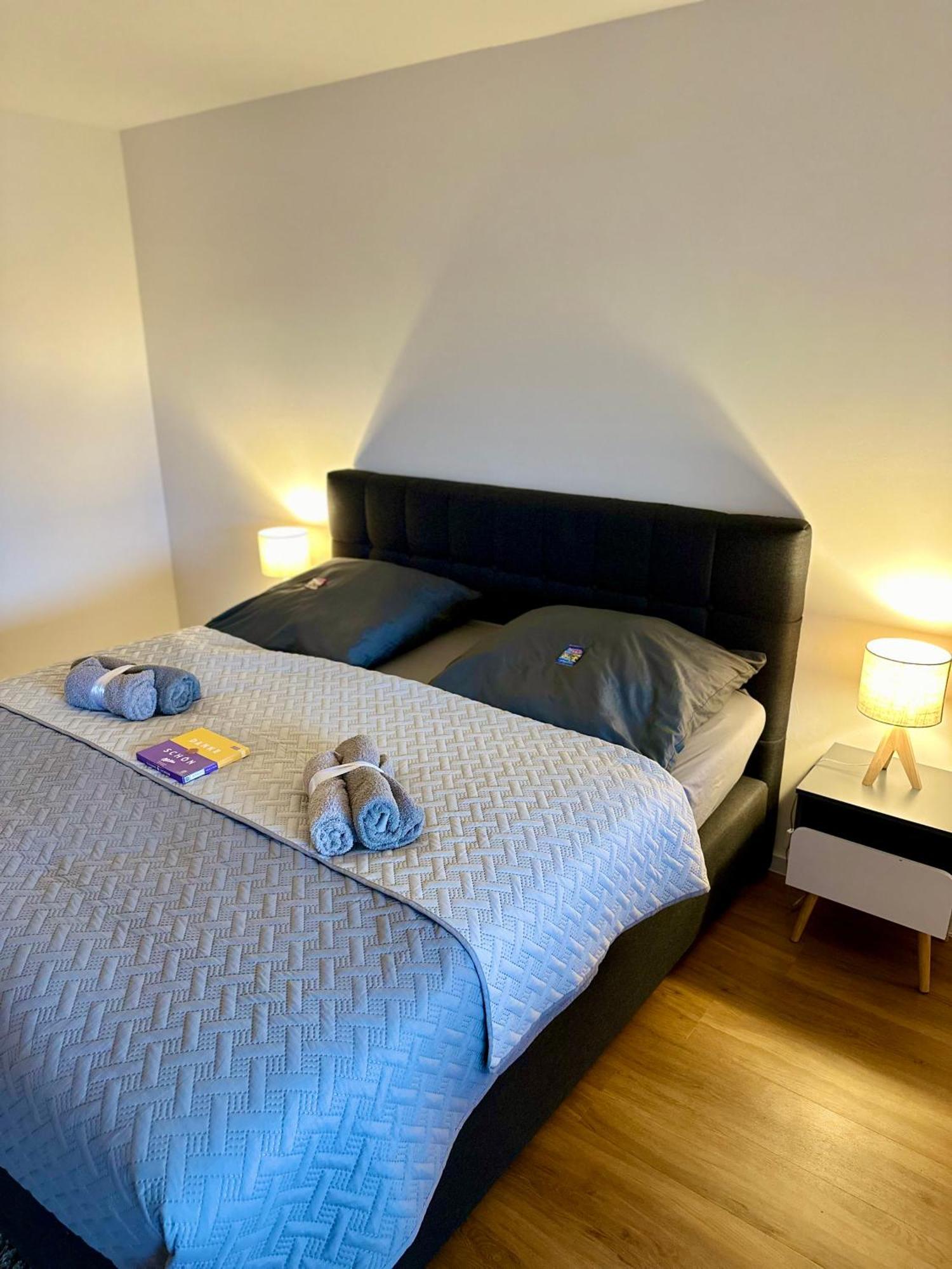 Traumhafte 115 Qm Ferienwohnung Am Steinhuder Meer, Ruhig, Komfortabel, Loggia, Parkplatz, Wifi ヴンストルフ エクステリア 写真